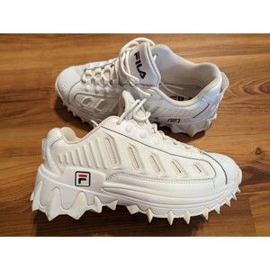 Fila Confiscate Women Size 10 Chunky 90s Y2K Style White Sneakers Shoes Platform